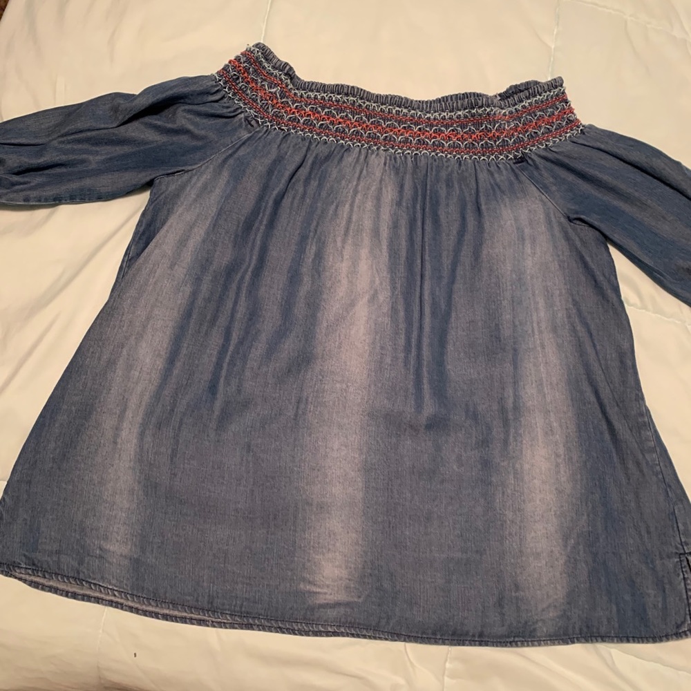 Off the shoulder Day dream Jean top💙